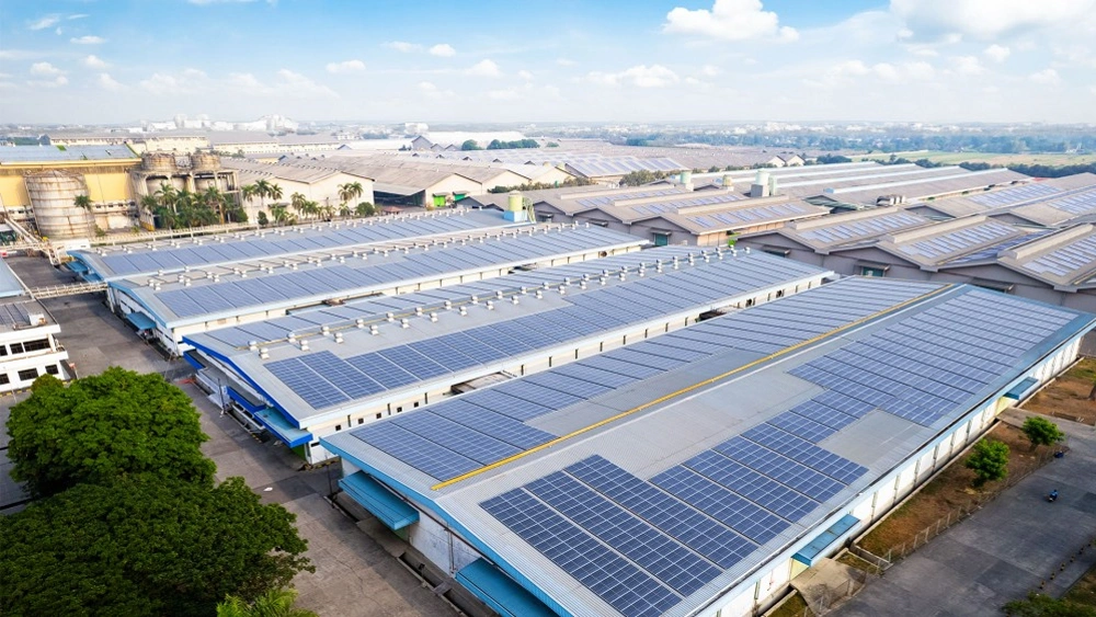 Các-doanh-nghiệp-lắp-đặt-hệ-thống-điện-mặt-trời